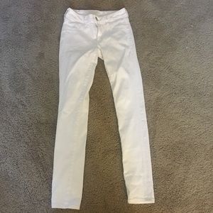 American Eagle White Jeans